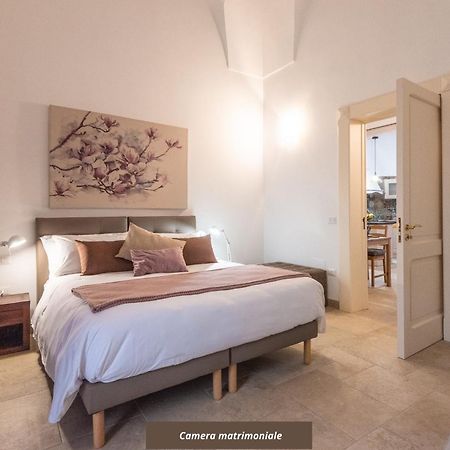 Rubichi 6 - Old Town Apartment Sit Lecce Esterno foto