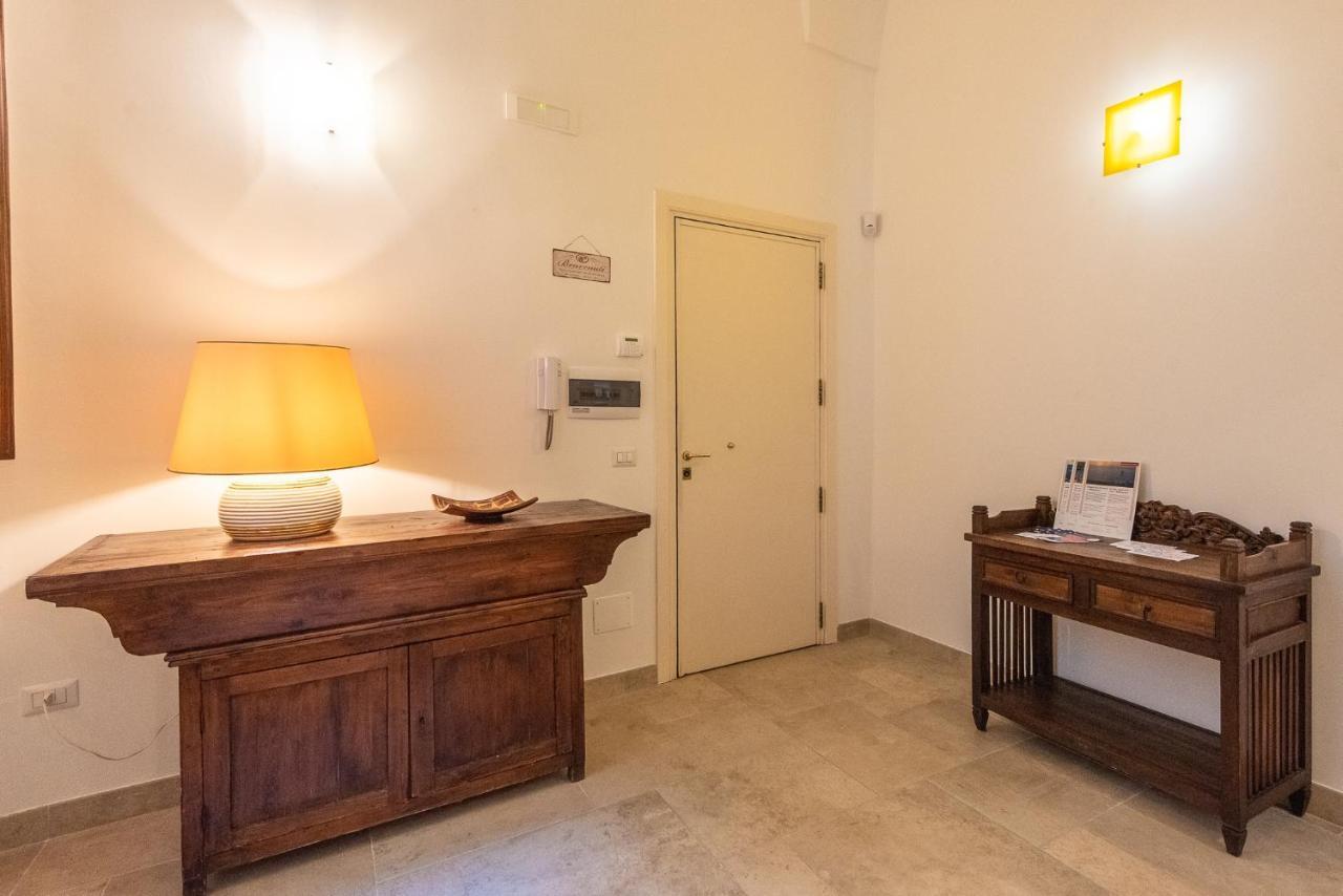 Rubichi 6 - Old Town Apartment Sit Lecce Esterno foto